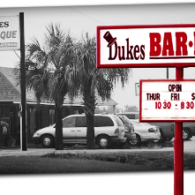 Photo taken at Dukes Bar-B-Que by Dukes Bar-B-Que on 8/17/2016