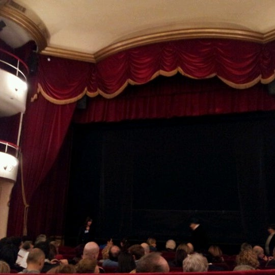 Foto tirada no(a) Teatro Della Cometa por Klaire H. em 12/28/2012