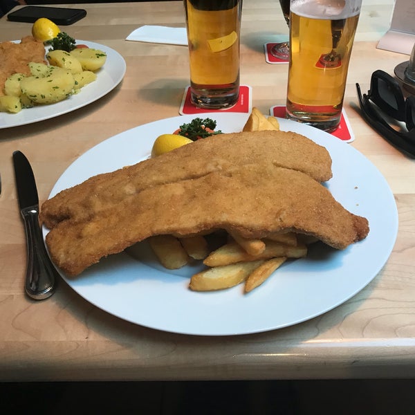 Bistro Charles Im Palais Hauptplatz 26