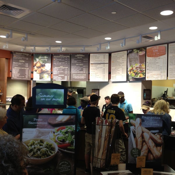 Panera Bread Bakery in Downtown Hartford