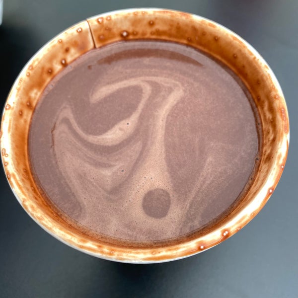 12/29/2021에 Bkwm J.님이 Amara Chocolate &amp; Coffee에서 찍은 사진