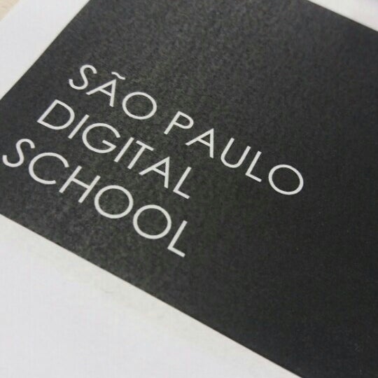 รูปภาพถ่ายที่ São Paulo Digital School โดย Ricardo R. เมื่อ 1/18/2016