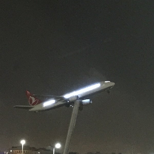 Foto tirada no(a) Aeroporto Internacional de Istanbul / Sabiha Gökçen (SAW) por Emre E. em 7/10/2015