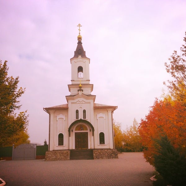 Свято иверский храм