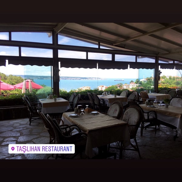 Foto diambil di Taşlıhan Restaurant oleh Mert B. pada 6/15/2019