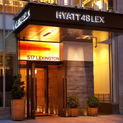 Снимок сделан в Hotel 48LEX New York пользователем Hyatt 12/19/2013