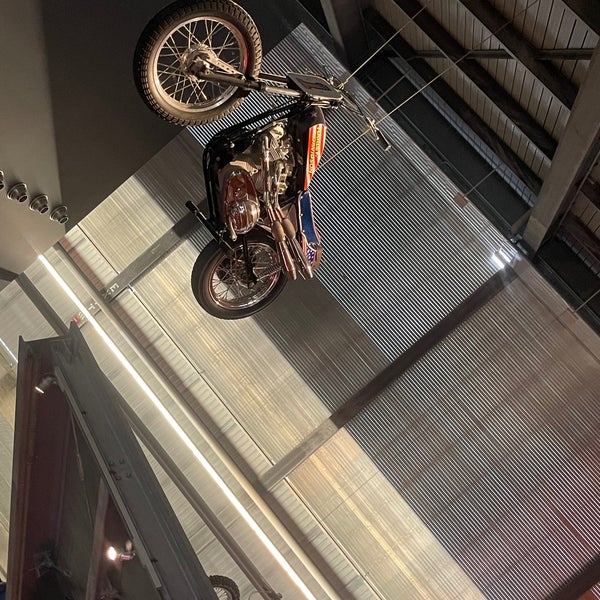 Foto tomada en Harley-Davidson Museum  por Elsa M. el 6/17/2023