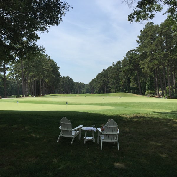 Photo taken at Washington Duke Inn &amp; Golf Club by Bora on 6/23/2015
