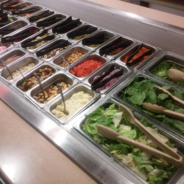 Pizza Chalet Pizzeria in Yucaipa