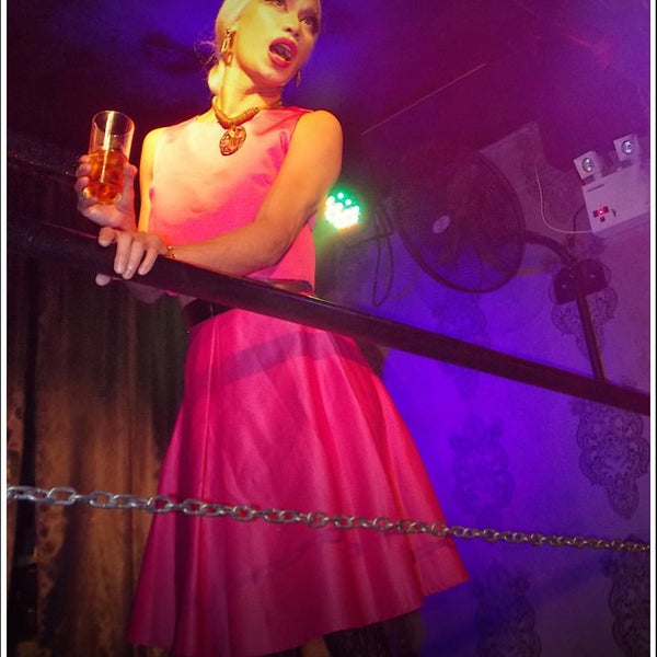 รูปภาพถ่ายที่ House Of Drag Queens โดย The Stranger Bar - D. เมื่อ 12/6/2016