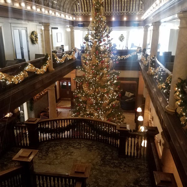 Photo taken at Hotel Boulderado by Amanda S. on 12/5/2018