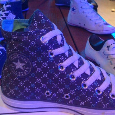 converse store in makati