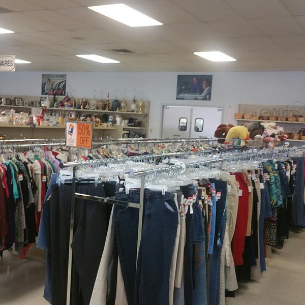 Photos At Goodwill Of Auburn Clothing Store