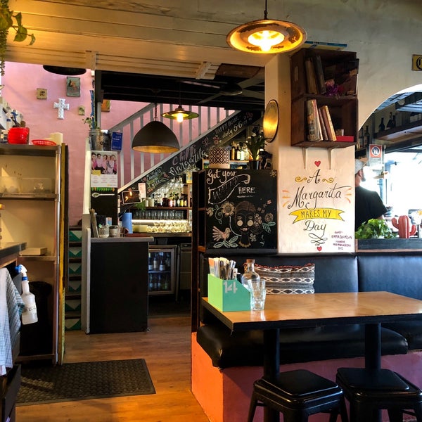 Mexico cantina. Калифорния бар. Mexico cantina. Mexico cantina. Кафе в мексиканском стиле.