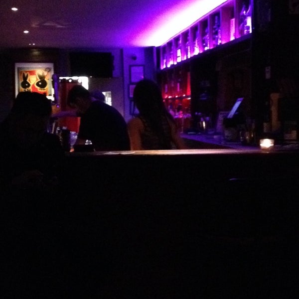 11/21/2013にMarivic G.がJuke Barで撮った写真