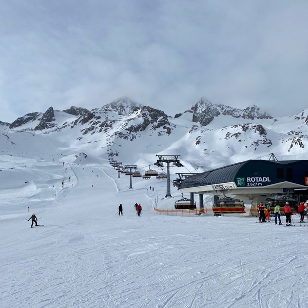 Photo taken at Stubaier Gletscher by Vavyorka on 1/27/2020