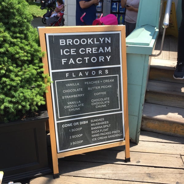 Foto tomada en Brooklyn Ice Cream Factory  por Eliza el 5/26/2018