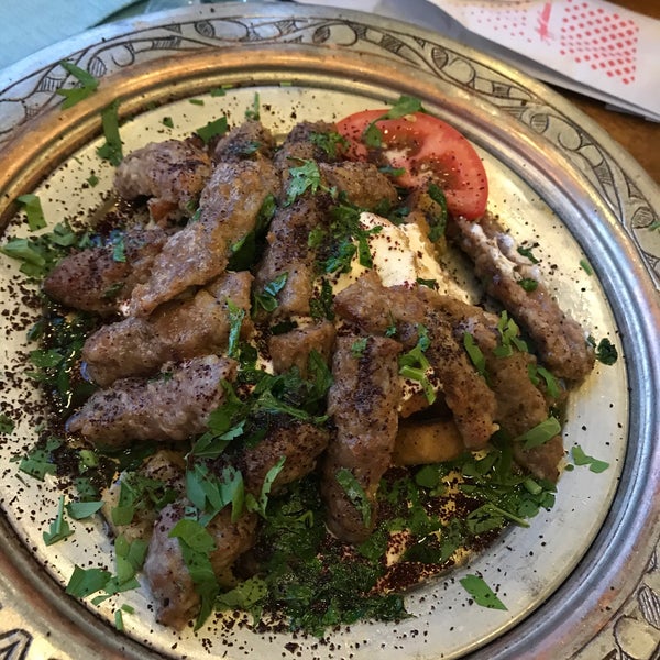 Foto tirada no(a) Tiritcizade Restoran Konya Mutfağı por Gülpembe T. em 7/8/2020
