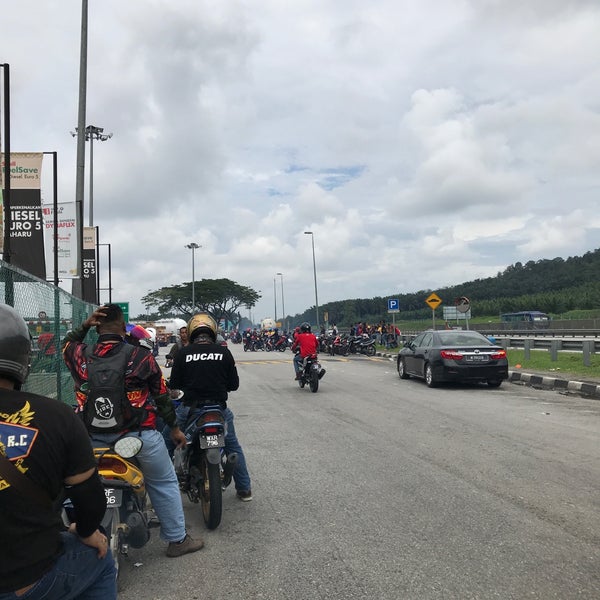Photos At R R Tanjung Malim North Bound 32 Tips