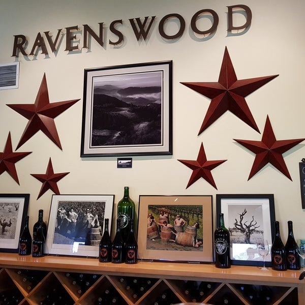 Foto diambil di Ravenswood Winery oleh Michael H. pada 11/3/2018