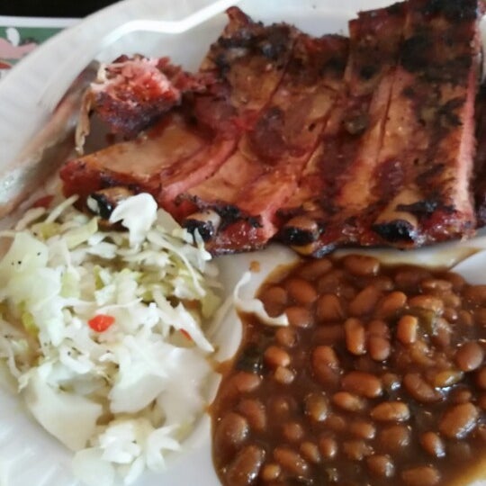 Photo taken at Jack&#39;s Bar-B-Que by Duncan L. on 7/7/2014
