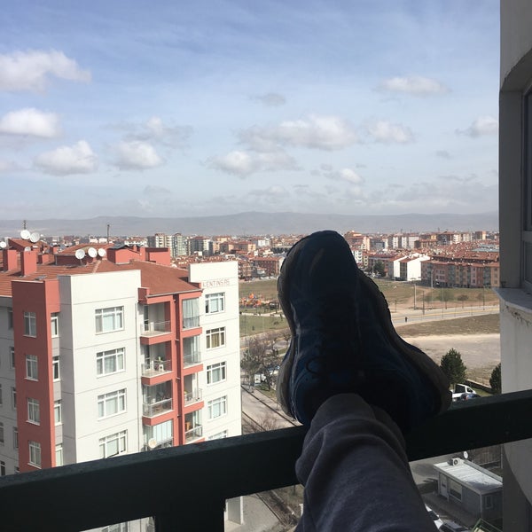 Das Foto wurde bei Roof Garden Hotel von Çağrı P. am 3/11/2017 aufgenommen