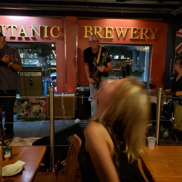 Photo taken at Titanic Restaurant &amp; Brewery by Alin G. on 9/29/2019