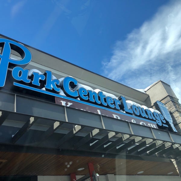 11/27/2019にiDakotaがPark Centre Lounge &amp; Grilleで撮った写真