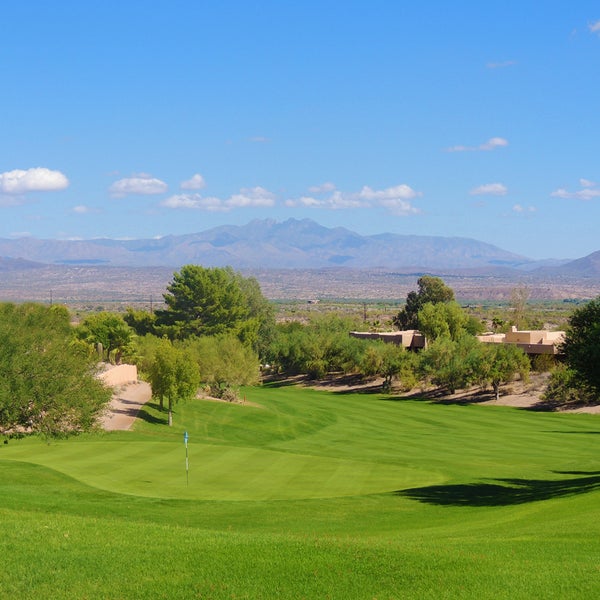 Foto tomada en Desert Canyon Golf Club  por Desert Canyon Golf Club el 10/18/2013