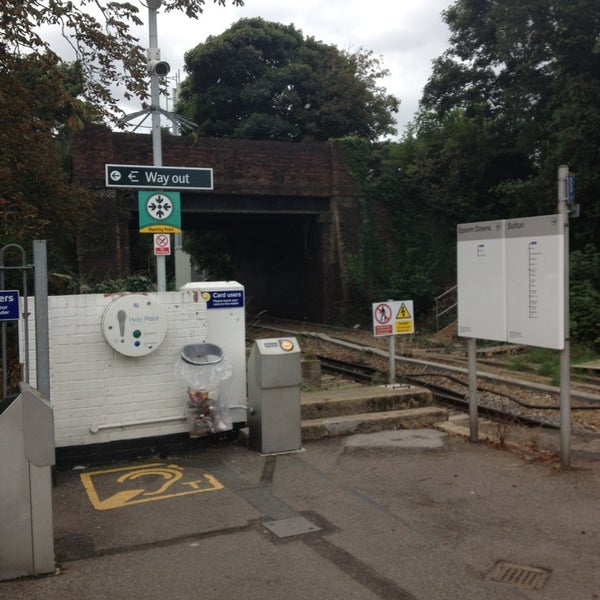 Belmont Railway Station (BLM) Belmont 3 tips from 67 visitors