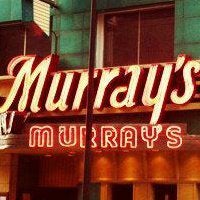 รูปภาพถ่ายที่ Murray&#39;s โดย Murray&#39;s เมื่อ 4/20/2015