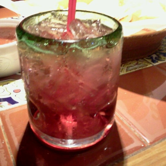 Photo taken at Chili&#39;s Grill &amp; Bar by Veronica F. on 10/19/2012