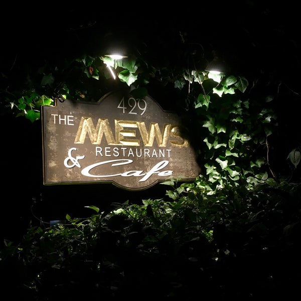 9/2/2018 tarihinde Sashaziyaretçi tarafından Mews Restaurant &amp; Cafe'de çekilen fotoğraf