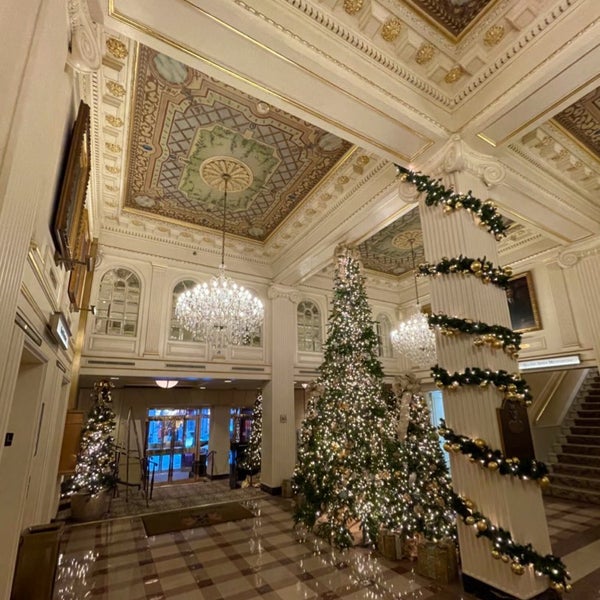 12/23/2021 tarihinde Sashaziyaretçi tarafından Hotel Monteleone'de çekilen fotoğraf