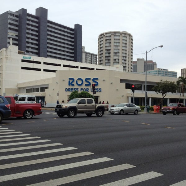 Ross Dress for Less Honolulu'da Giyim Mağazası