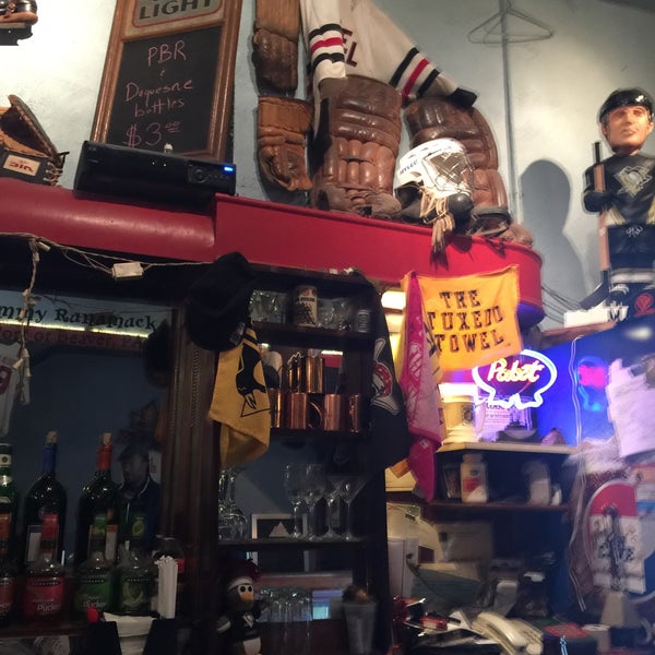 Shale's Cafe Bar in Mellon Arena