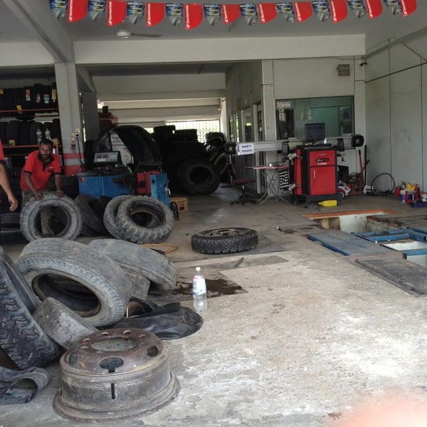 Phd Tyre Trading Battery Service 1 Tip From 2 Visitors