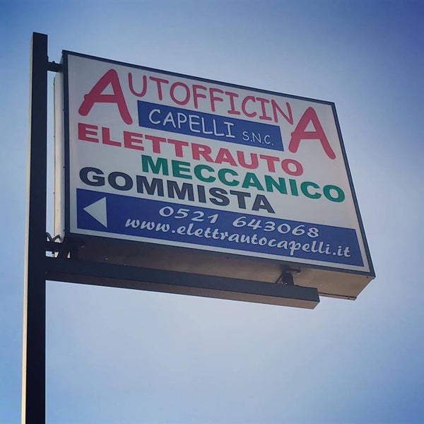 Foto diambil di Autofficina Capelli oleh Autofficina Capelli pada 3/8/2019