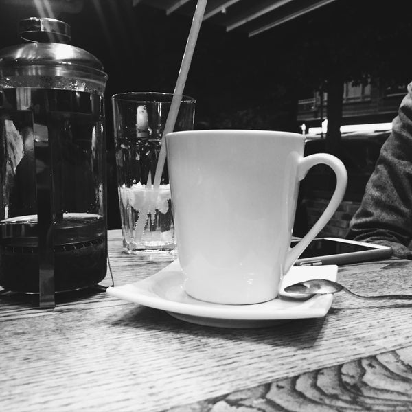 รูปภาพถ่ายที่ Just Cafe โดย selen เมื่อ 10/3/2017