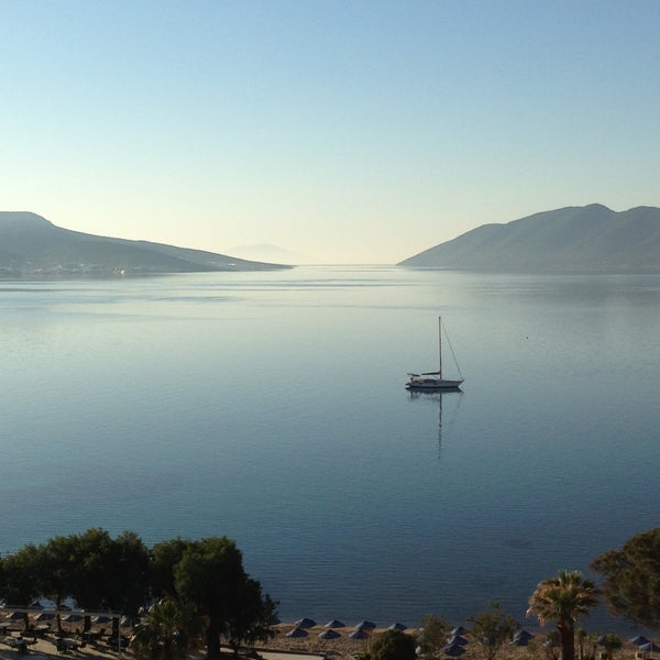 4/28/2013 tarihinde Liskaziyaretçi tarafından Azka Hotel'de çekilen fotoğraf