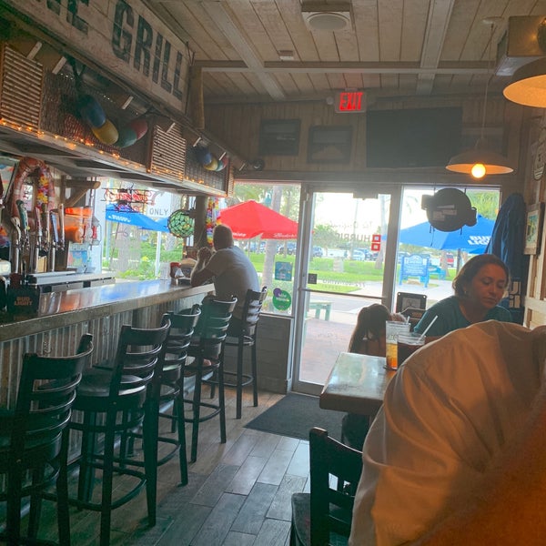 Hurricane Grill & Wings Sports Bar in Fort Pierce