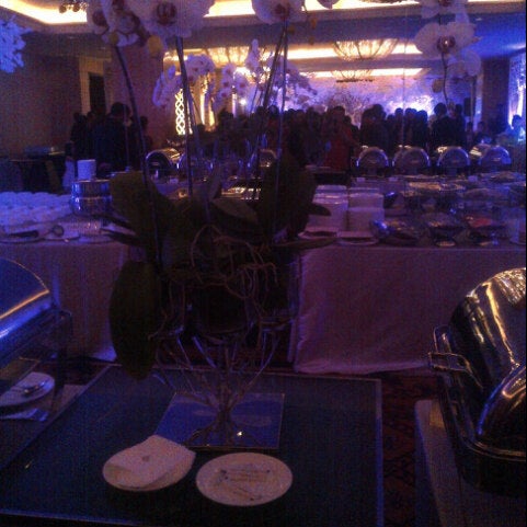 Foto scattata a Grand Ballroom - Hotel Mulia Senayan, Jakarta da Sugeng L. il 12/2/2012