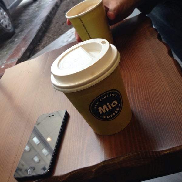 10/19/2013 tarihinde Mehmet Akif K.ziyaretçi tarafından Mia Coffee'de çekilen fotoğraf