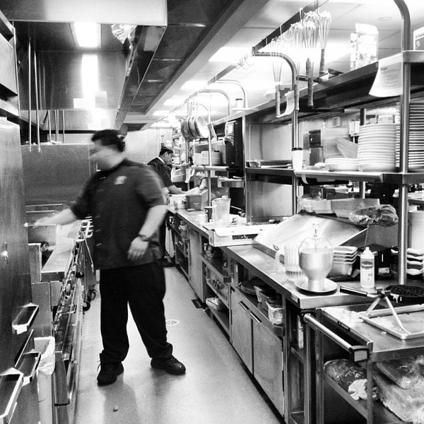 1/13/2014에 Larry M.님이 Henry&#39;s Diner에서 찍은 사진