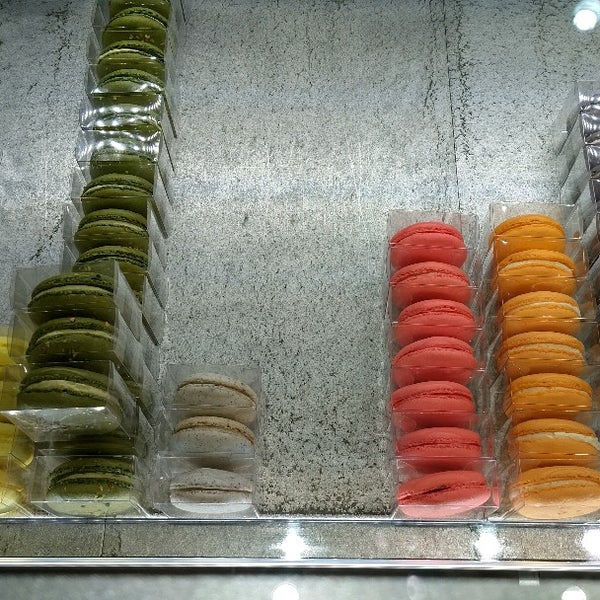オクシタニアル Occitanial Dessert Shop In 中央区