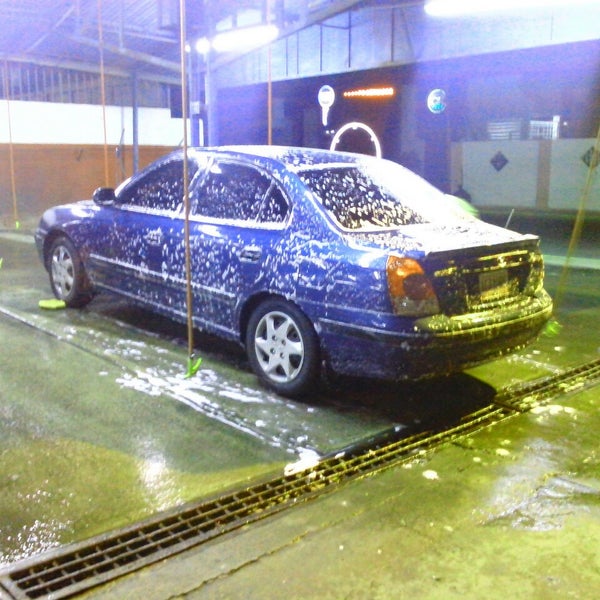 Энгельс промышленная 24б. Шиномонтаж на широкой. Автомойка в полевском. Автомойка на возрождения. Магистральная 9 оренбург.