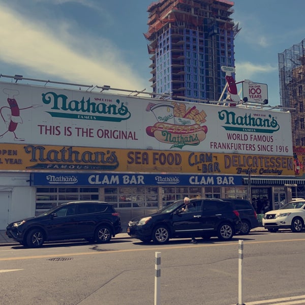 Photo taken at Nathan&#39;s Famous by Abdulrahman I. on 5/8/2023