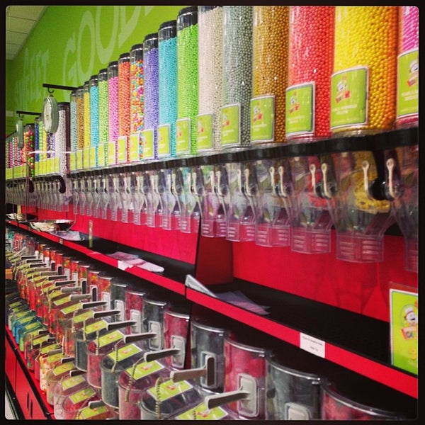 Yankee Candle Flagship Store - Gift Shop