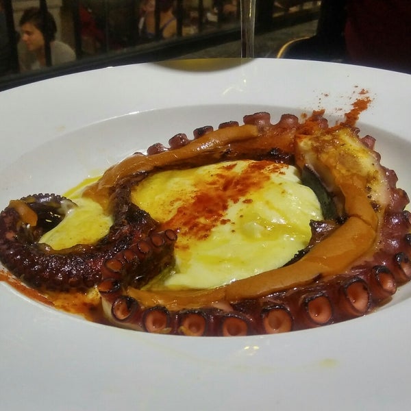 9/3/2018 tarihinde Vi 💕 R.ziyaretçi tarafından Restaurante Carmela'de çekilen fotoğraf