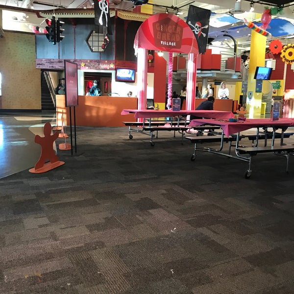 Photo taken at Glazer Children&#39;s Museum by The R on 1/7/2020